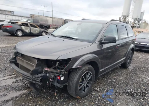 2018 Dodge Journey Sxt z USA, uszkodzony, nr VIN 3C4PDCBG5JT510640